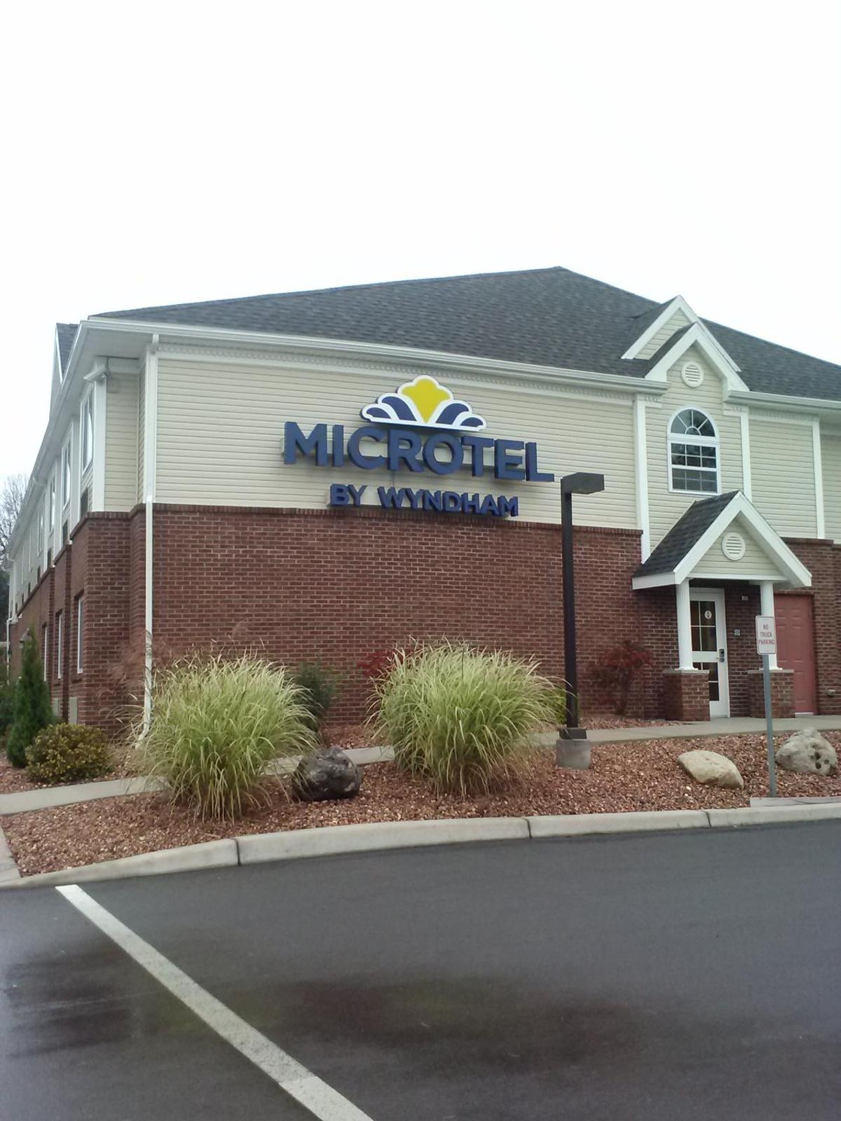 Microtel Inn & Suites By Wyndham Chili/Rochester Airport