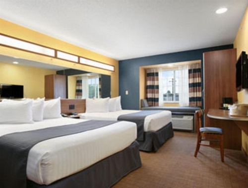 Microtel Inn & Suites By Wyndham Chili/Rochester Airport image 12